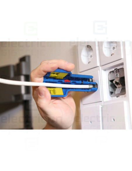 Dezizolator pentru inlaturarea mantalei si dezizolarea cablurilor coaxiale,Coax-Stripper Nr. 1