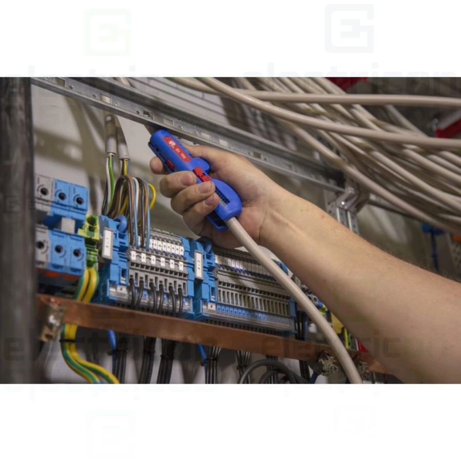 Dezizolator Quadro Nr.16 multifunctional, cu manta