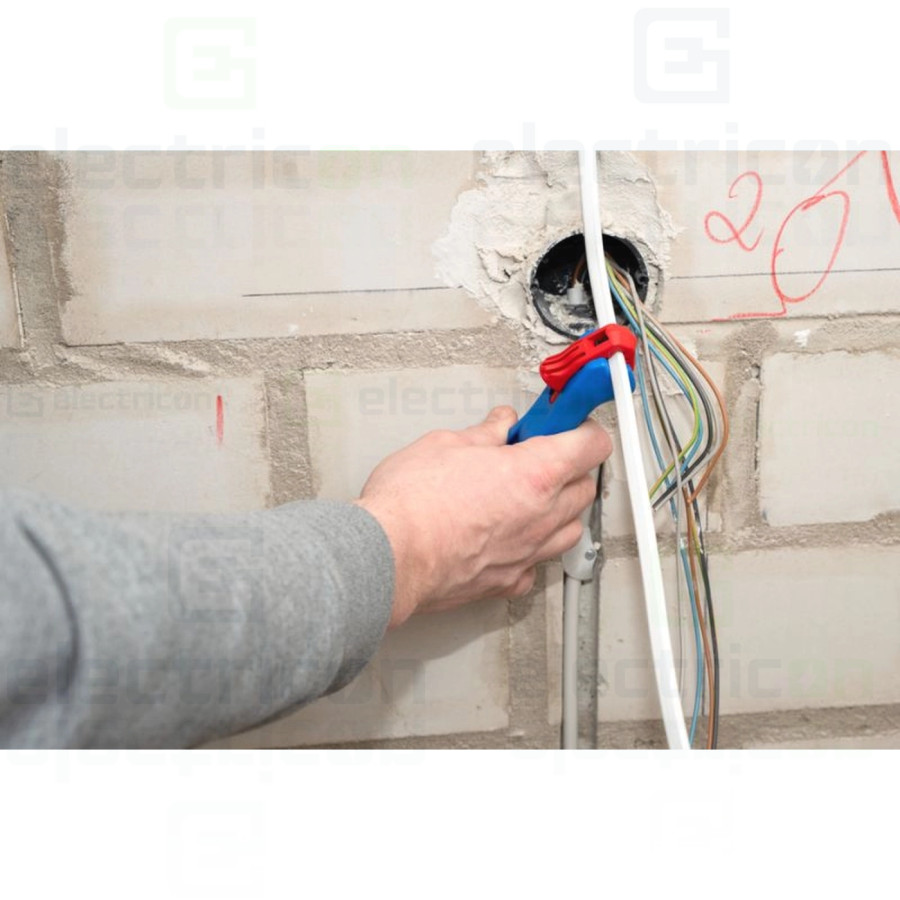 Dezizolator pentru cabluri plate si rotunde