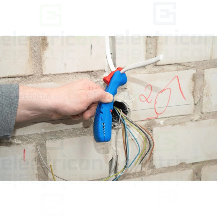 Dezizolator pentru cabluri plate si rotunde