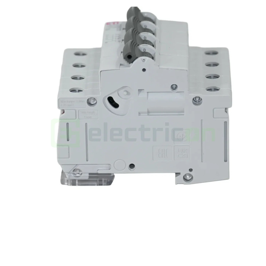 MCB - Siguranță automată - disjunctor - curba C 50A 6kA 3P+N 4M ETIMAT P6 ETI 001900435