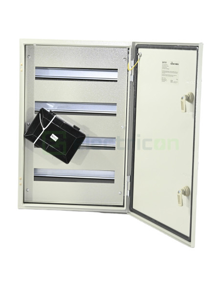 Cutie metalică SKYBOX 64 module IP65 cu ușă