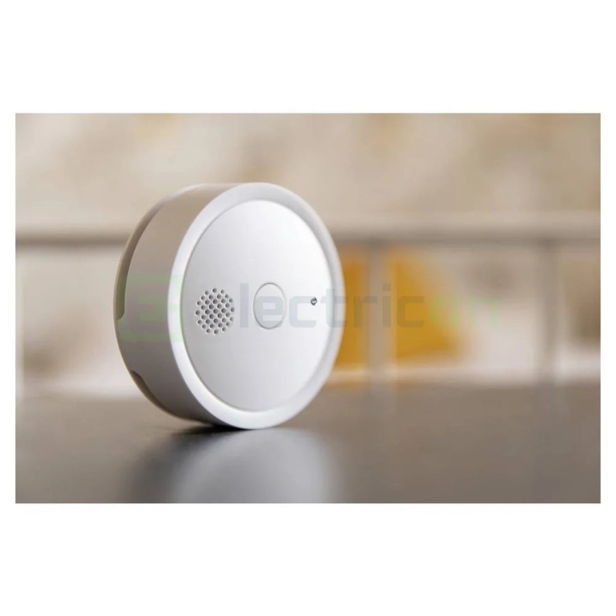 Senzor de fum - Alarmă wireless - Plus Smoke, avertizare sonoră, smart - Shelly Plus Smoke
