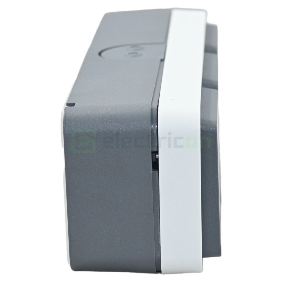 Priză - Schuko - 3 module - aplicat - gri deschis mat - IP55 - Berker W.1 - WNC143