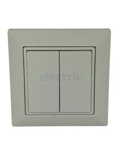 Întrerupător inteligent Yesly - 4 canale Wireless interior alb IP20 - Finder 013.B9 2