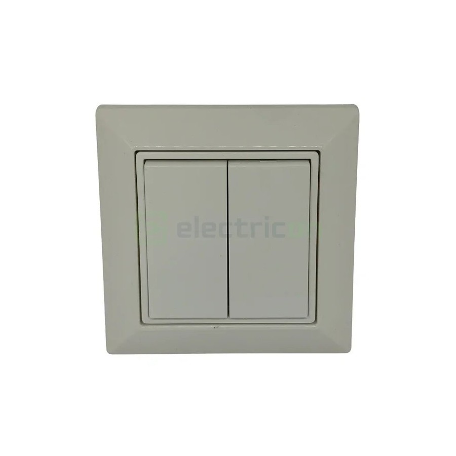 Întrerupător inteligent Yesly - 4 canale Wireless interior alb IP20 - Finder 013.B9