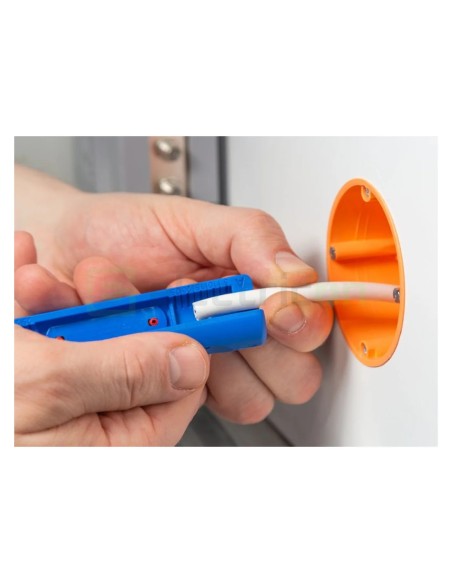 Dezizolator coaxial – Coax Stripper No. 2 – Ø 4,8-7,5 mm – albastru - Weicon – 10006875
