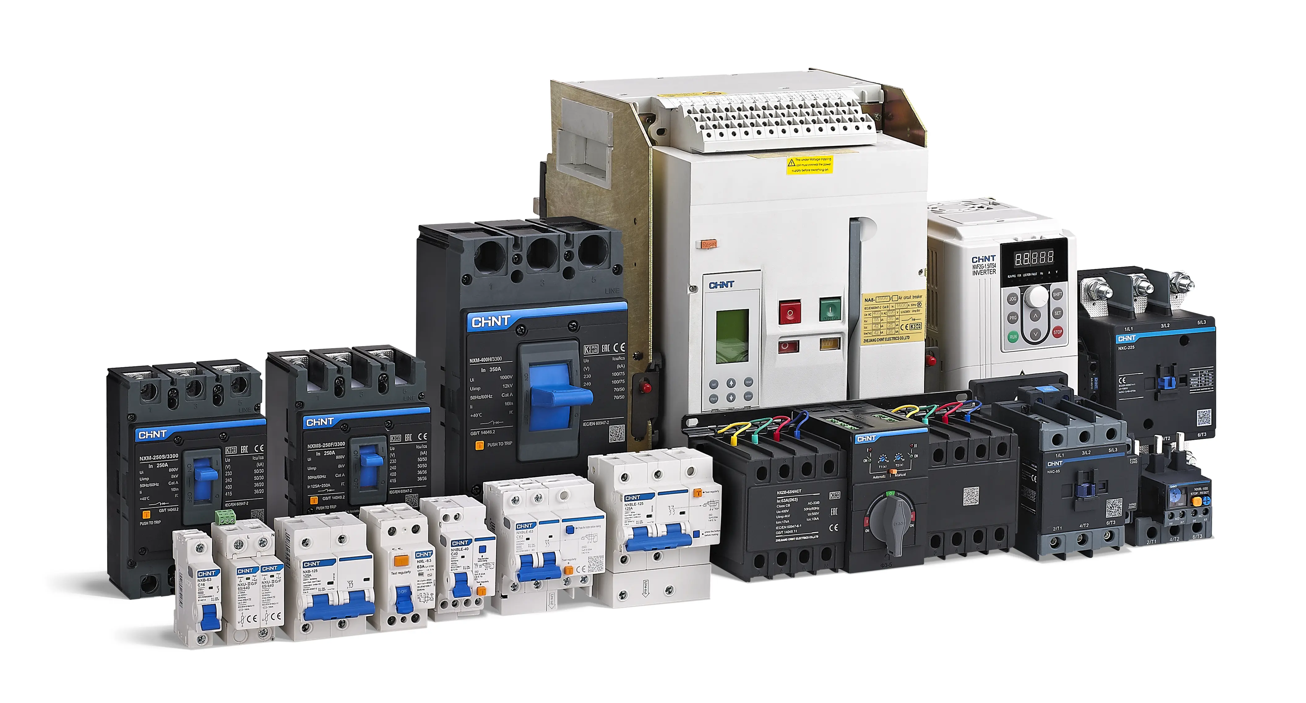 Întrerupătoare automate MCCB în tablouri electrice industriale